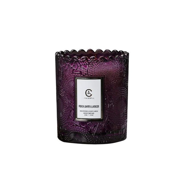 Doftljus med lavendel och enbär i lila reliefpräglad glasburk – 500 g